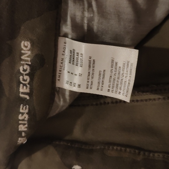 American Eagle Camo Jegging - Picture 4 of 4